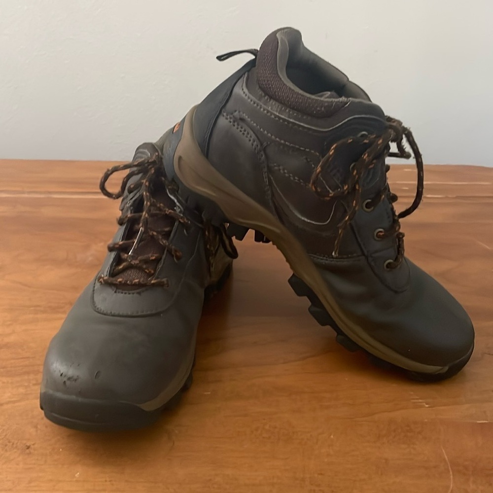 Timberland Leather Hiking Boots Size 7.5